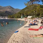Marina Daire Slano