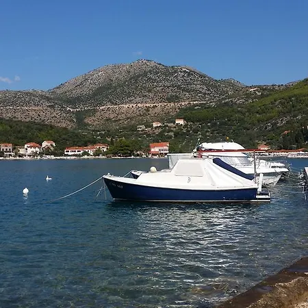 Marina Apartman Slano